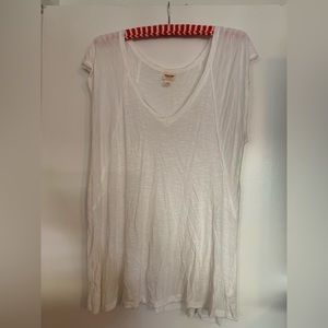 Mossimo white T-shirt